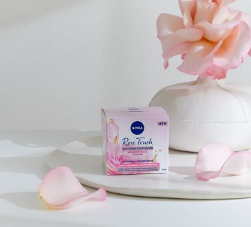 Nivea Rose Tuch